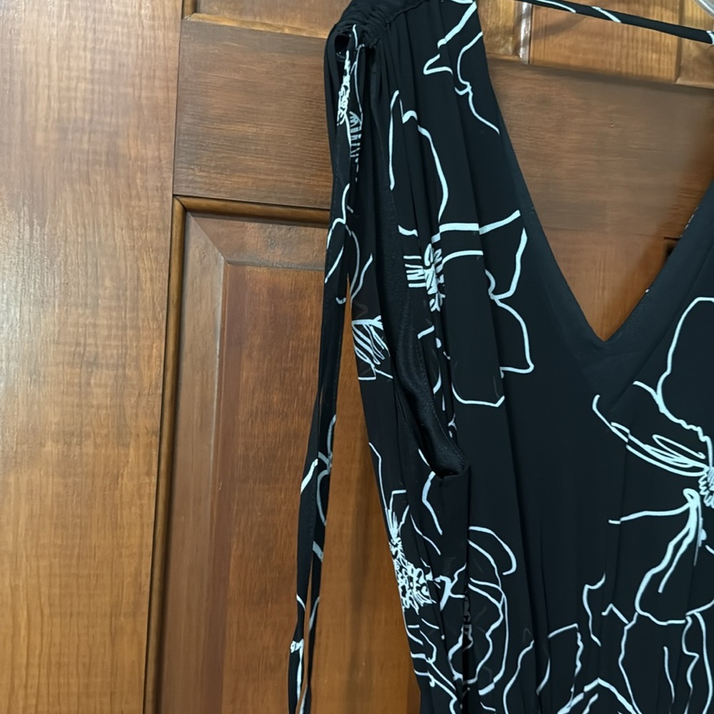Black and white Maxi dress - Picture 4 of 12